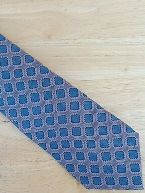 Christian Dior Mauve and Blue Geometric Square *PRINT* Tie